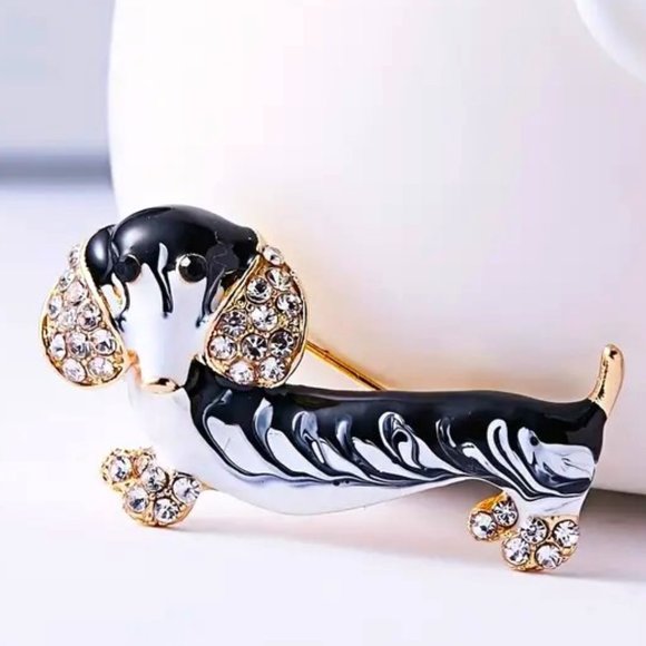 Dog Brooch Dachshund Weiner Enamel Rhinestone Pin Stylish Sparkle Hot Dog Doxie - Picture 1 of 3
